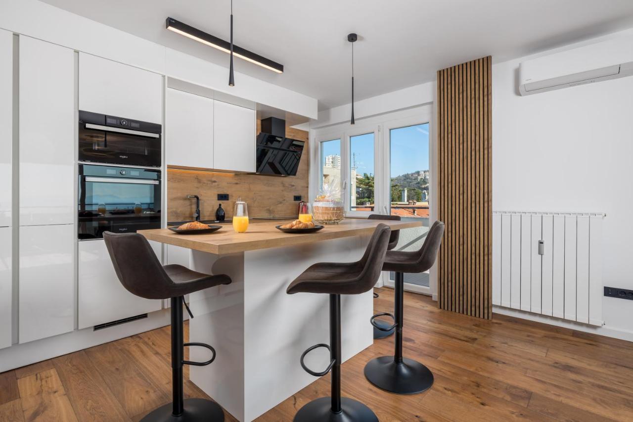 Ferienwohnung Aenei Delux Rijeka Exterior foto