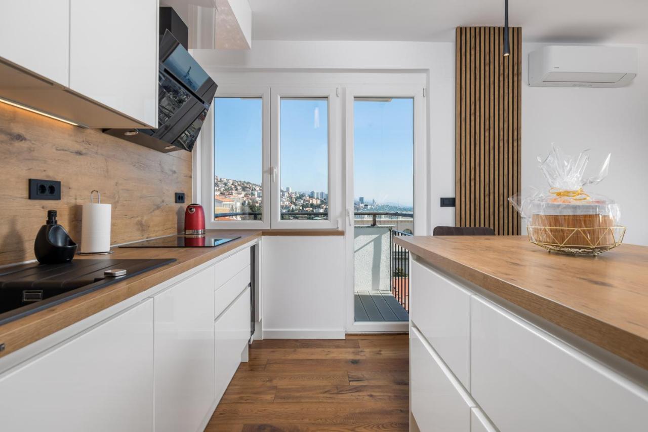 Ferienwohnung Aenei Delux Rijeka Exterior foto