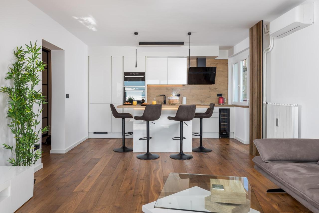 Ferienwohnung Aenei Delux Rijeka Exterior foto