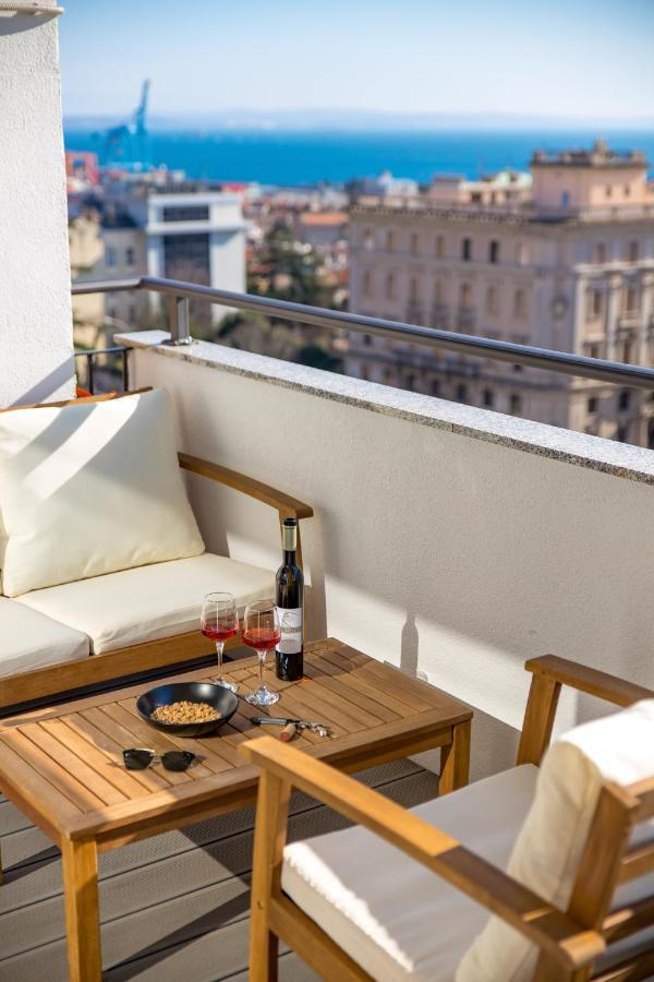 Ferienwohnung Aenei Delux Rijeka Exterior foto