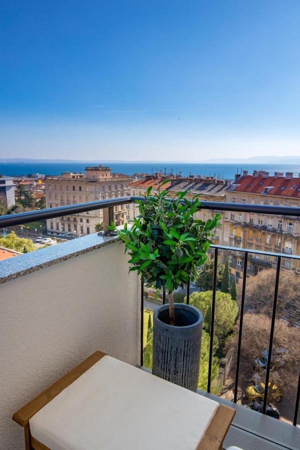 Ferienwohnung Aenei Delux Rijeka Exterior foto