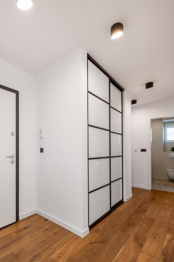 Ferienwohnung Aenei Delux Rijeka Exterior foto