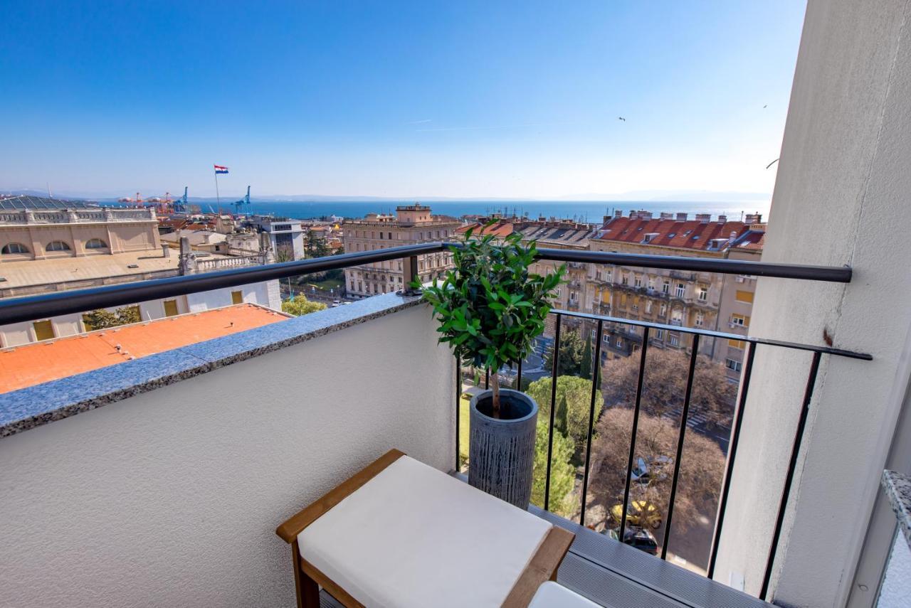 Ferienwohnung Aenei Delux Rijeka Exterior foto